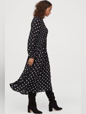 H&M HM Navy Blue White Polka Dot Gauze Smocked Bodice Midi Tea Dress S STRETCHY